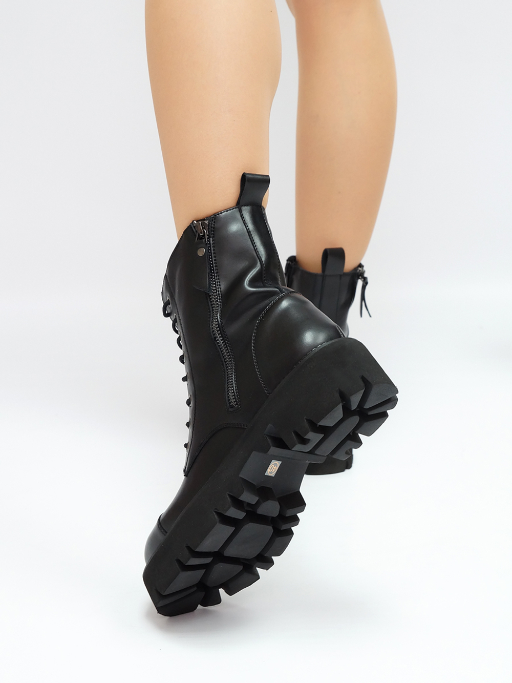 Ботинки женские