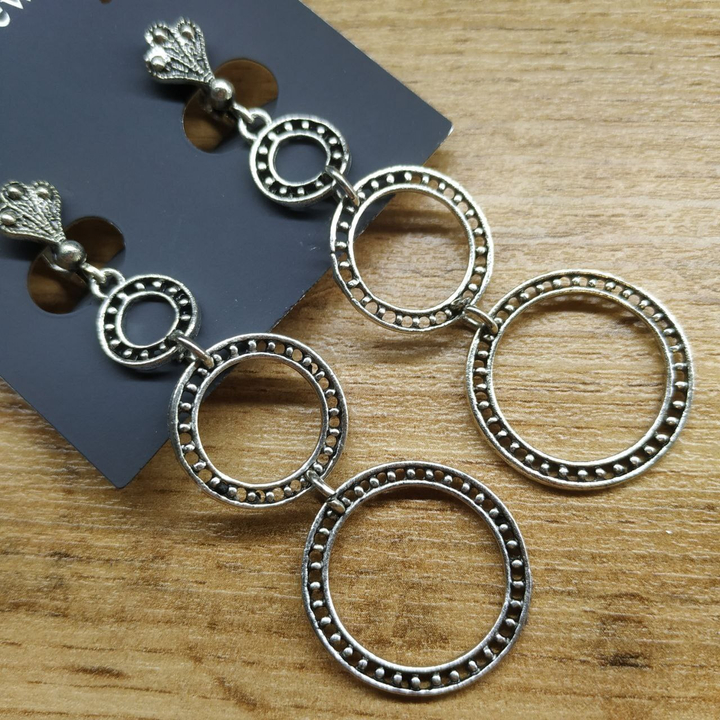 Серьги на англ.заст Bohemia 3 круга точки металл античный серебристый 6,8х2,3 см