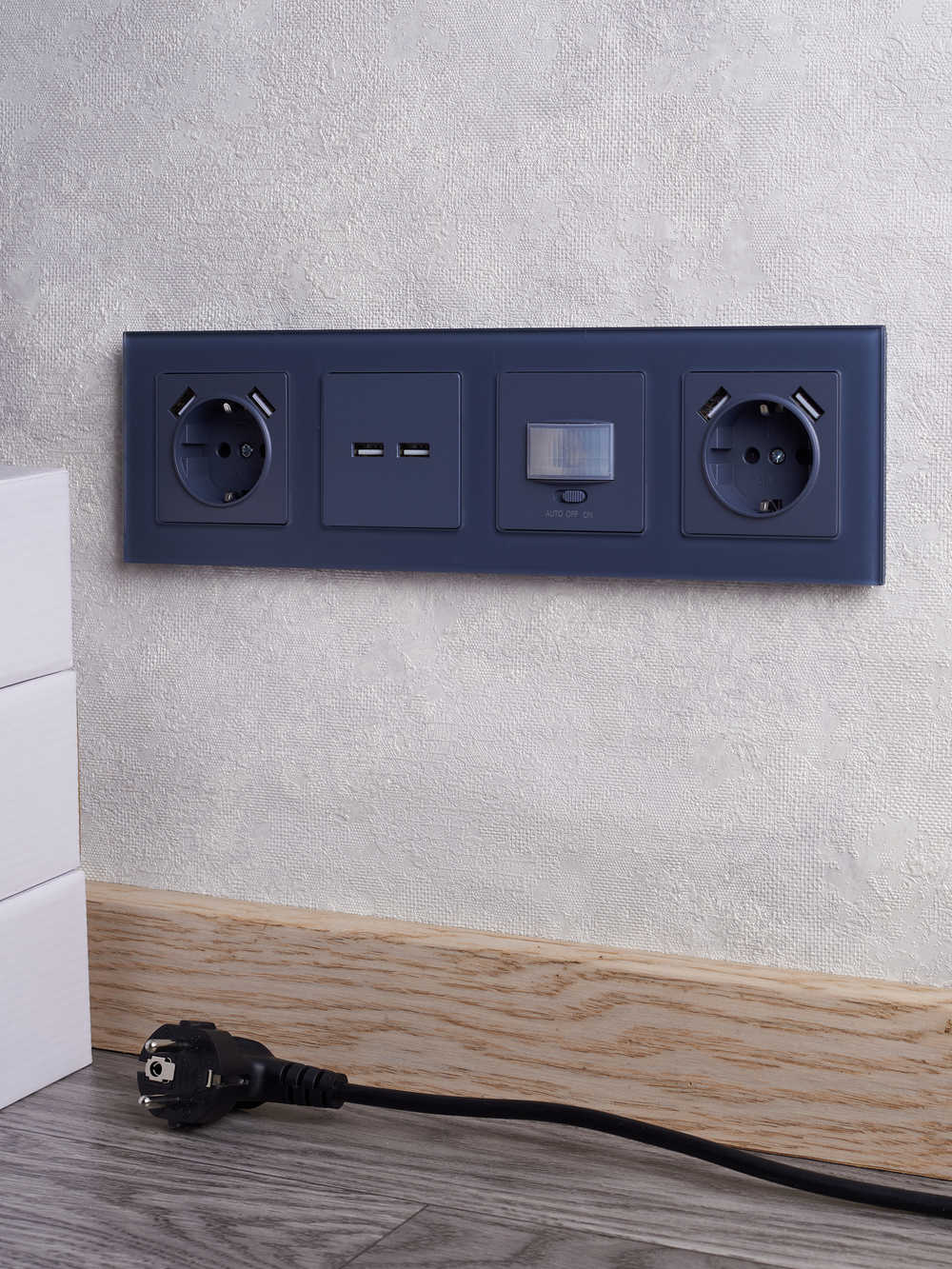 BRITE Розетка USB A+A 5В 3,1А РЮ10-1-БрМ маренго IEK