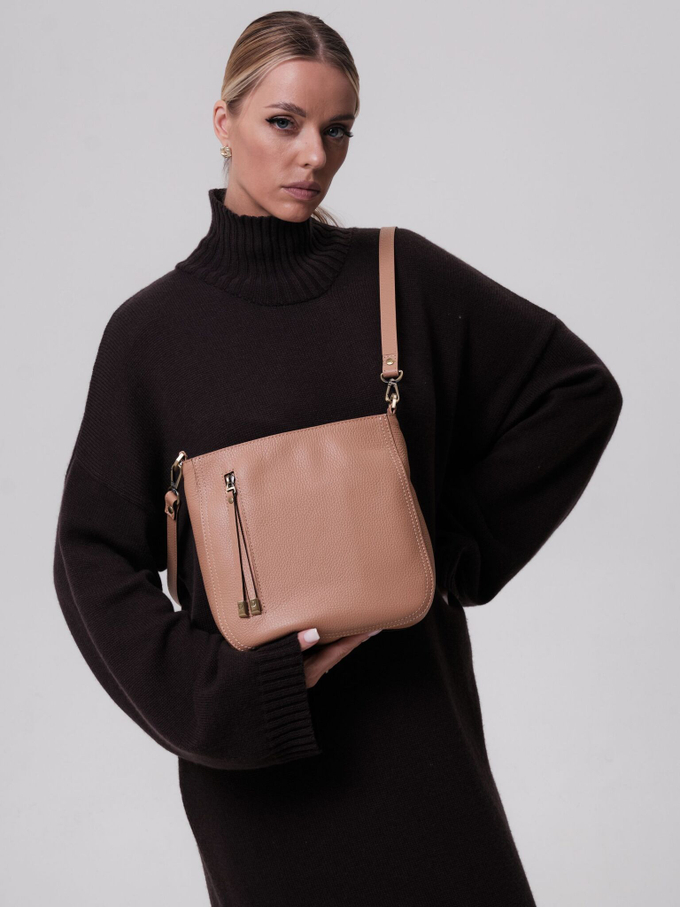 Сумка кожаная кросс-боди беж.нуга