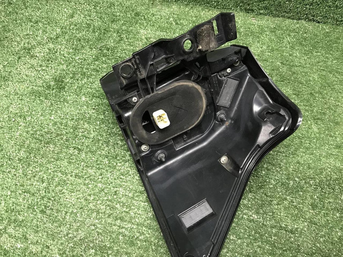 Фонарь Комплект фонарей Lexus LX 3 (2015-2023)