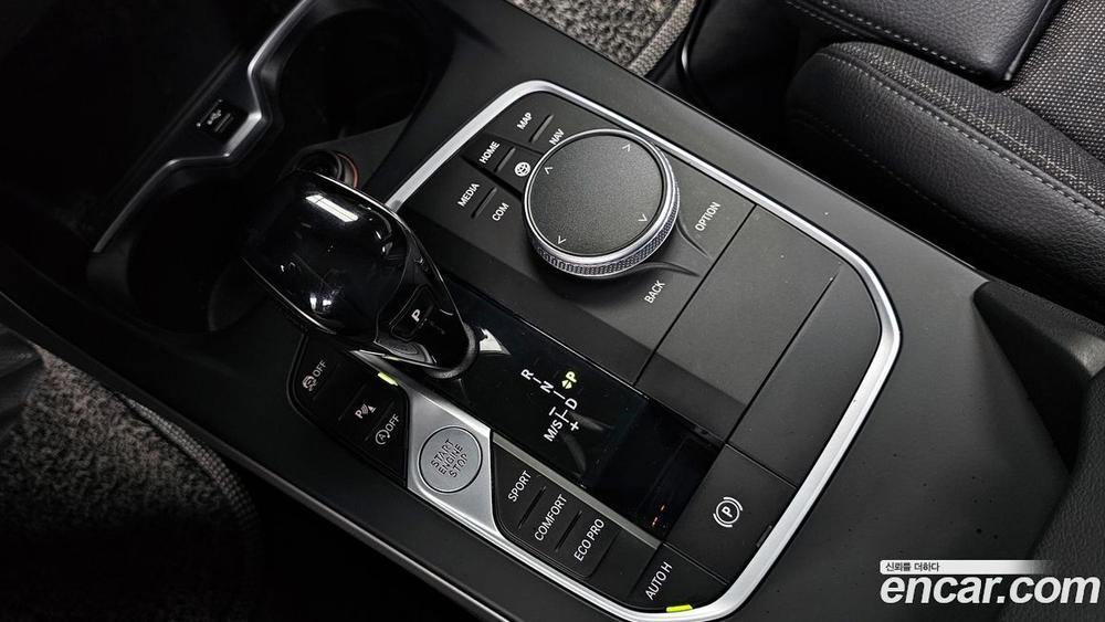 BMW 1 Series (F40) 118d Joy (05.2021)