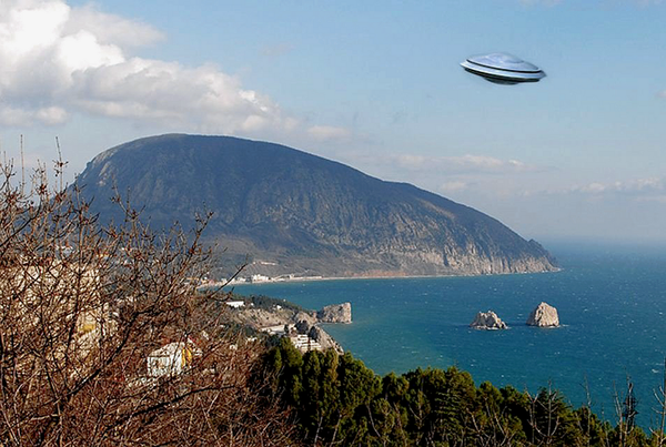 Движущиеся летательные объекты в Крыму