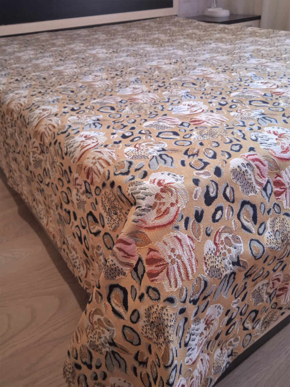 Покрывало гобеленовое Аметист 256К-1 1,5-спальное (150х200)