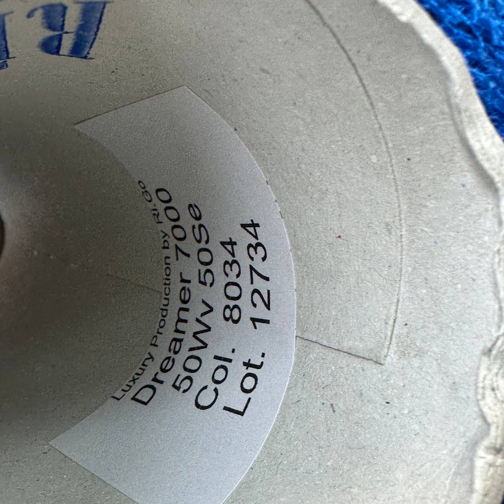 DREAMER - Luxury Production by Ri.Go; 50% меринос, 50% шёлк; 700м/100гр; Травка; col. 8034, цвет: ярко синий