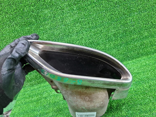 Насадка глушителя правая Mercedes C W205 14-18 AMG