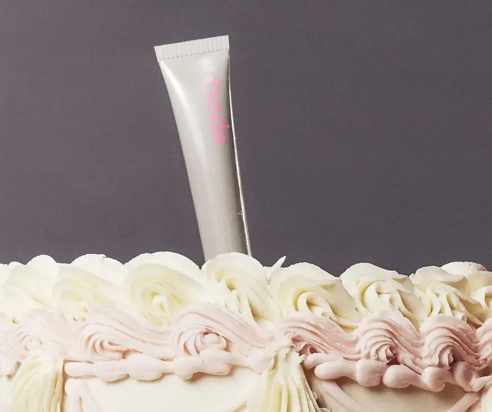 Пептидный бальзам для губ "Ваниль" RHODE SKIN PEPTIDE LIP TREATMENT - RHODE VANILLA