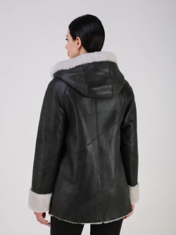 Дубленка зимняя натуральная с капюшоном