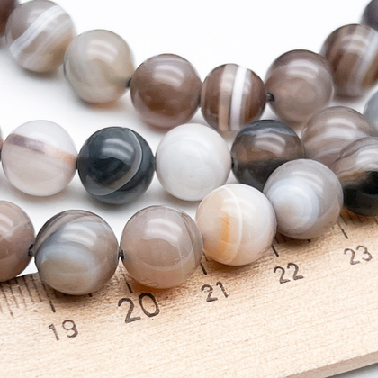 Агат бусины, диаметр 10,1-10,3 мм, цена за 18-19 шт (1/2 нити)
