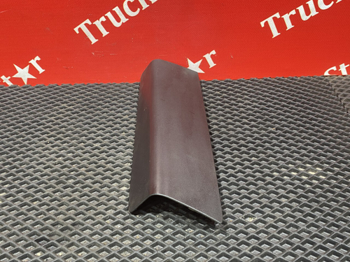 Накладка двери правой 2017г