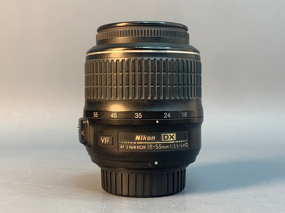 Nikon D3100 Kit 18-55mm 59340 Кадров