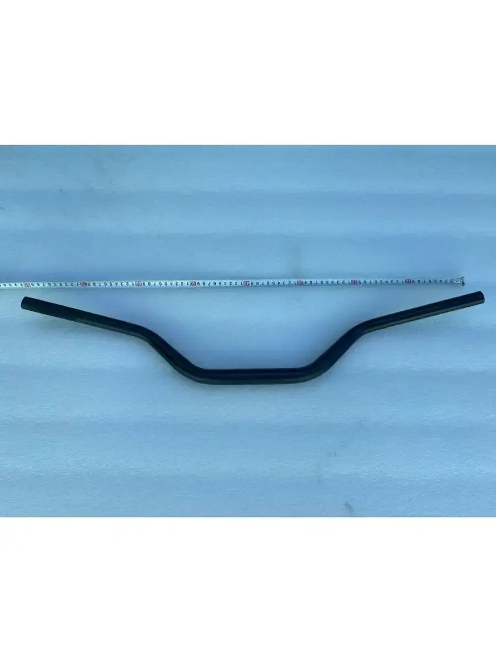 Руль алюминиевый для мотоцикла эндуро 28 мм.