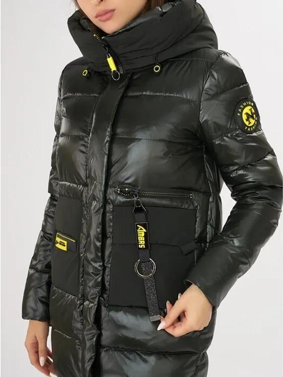 Куртка зимняя болотного цвета, размер 42