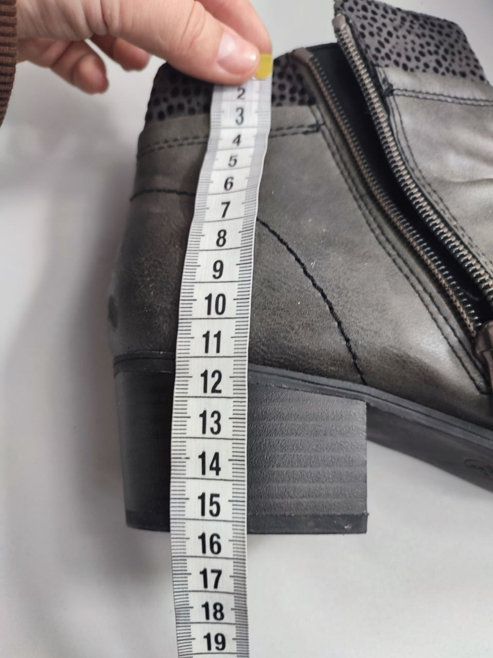 Ботинки Soft Line практичные 39 размер