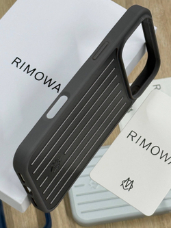 Чехол на iPhone 17 Pro Max Rimowa