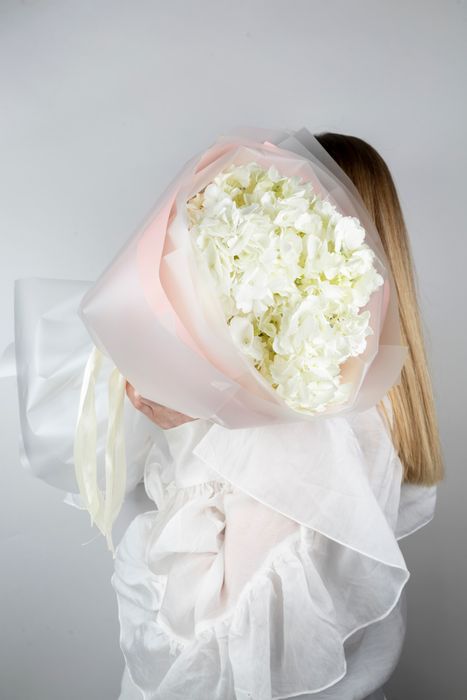 Букет из белой гортензии (в упаковку)