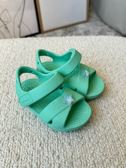 Новые сандалии Crocs, 20