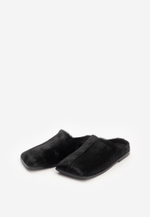 mule square black fur