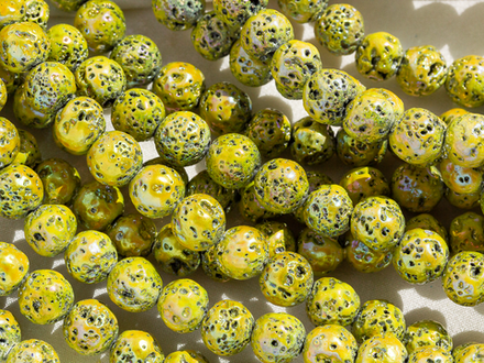 Нить бусин из лавы с радужным покрытием, 6,6мм