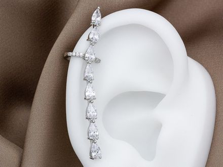 Кафф Крестик со стразами, цвет серебро