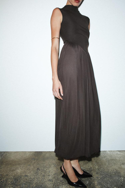 ZARAДЛИННОЕ КОМБИНИРОВАННОЕ ПЛАТЬЕ, ТЕМНО-КОРИЧНЕВЫЙ