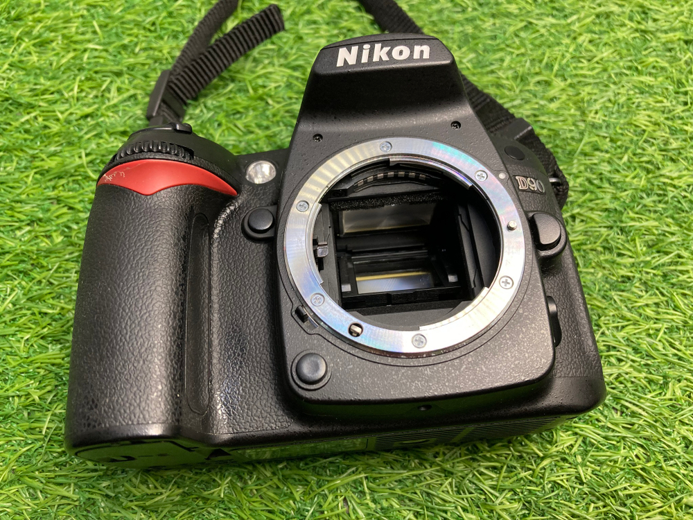 Nikon D90 40.000 кадров