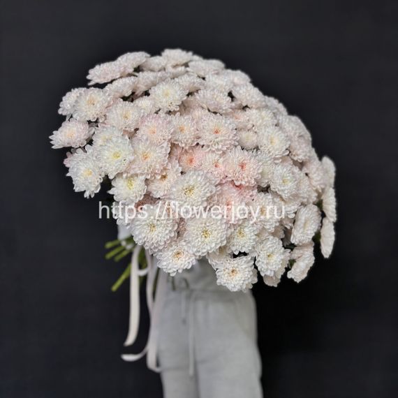 Букет из розовой хризантемы