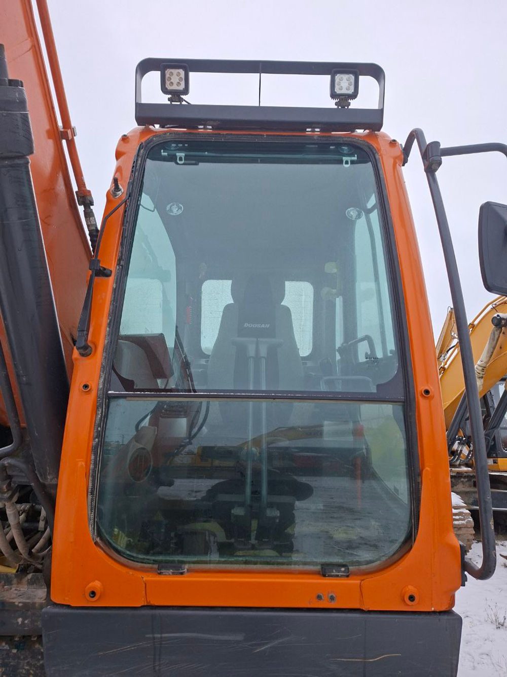 Doosan DX220 Экскаватор DX220LC-7M (Дизельный, 5,9 л, 156 л.с., АТ)