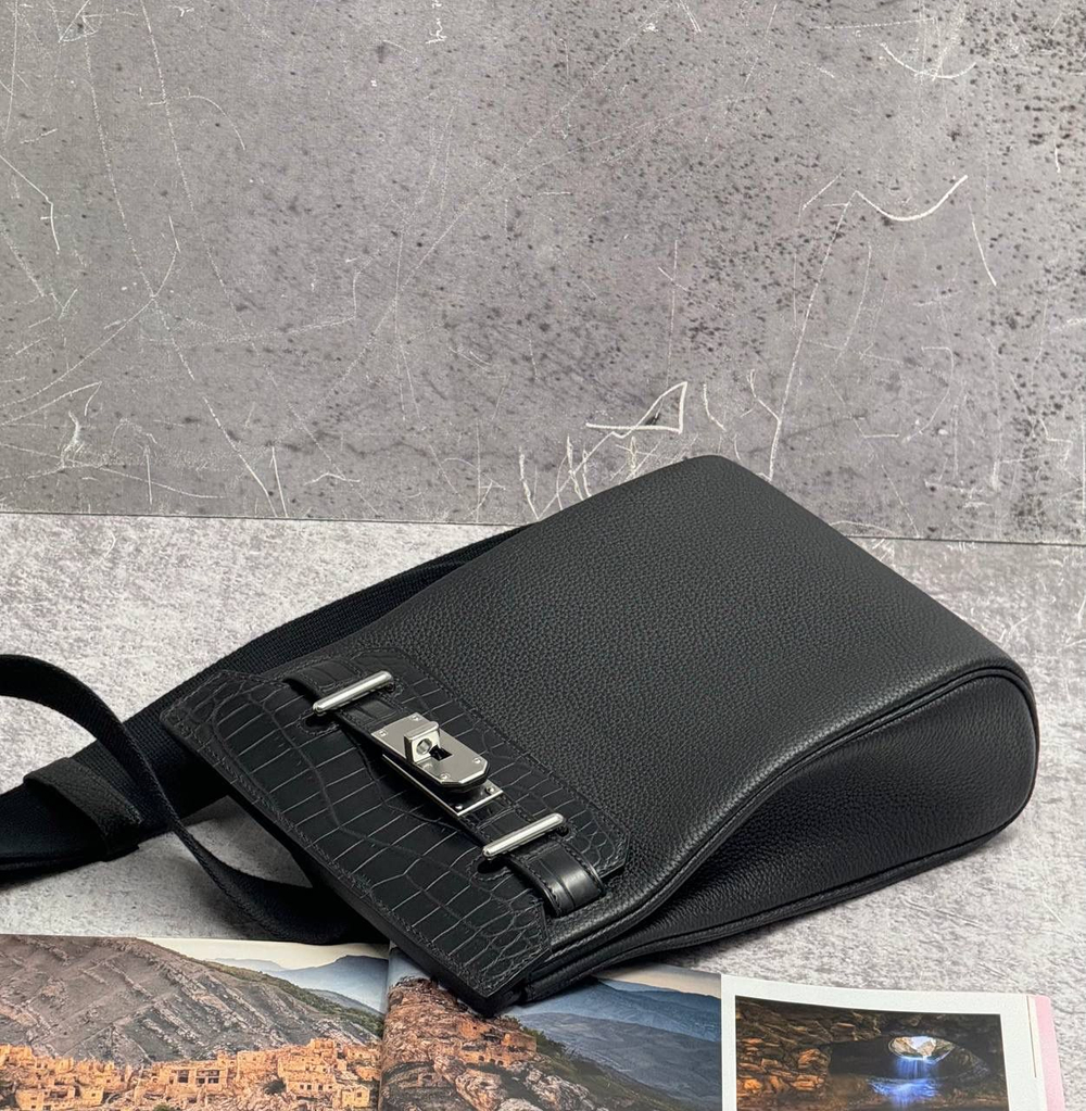 Сумка-слинг Hermes вставка из кожи крокодила