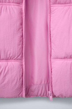 ZARA СТЕГАНАЯ КУРТКА, РОЗОВЫЙ
