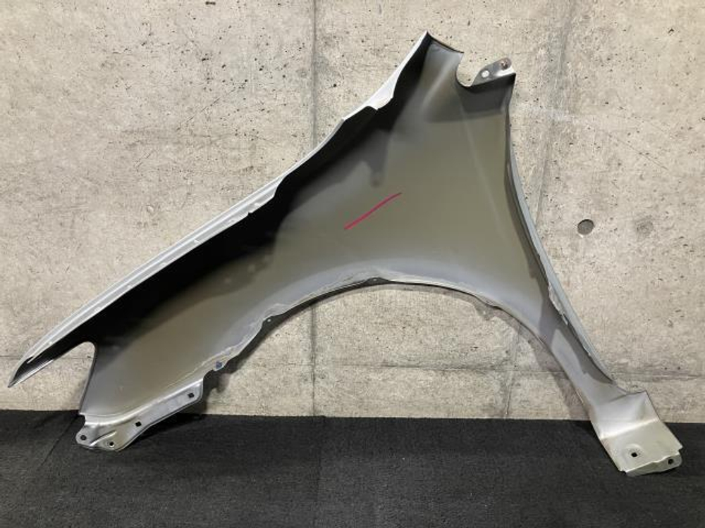 крыло переднее правое Toyota Allion NZT260 ZRT265