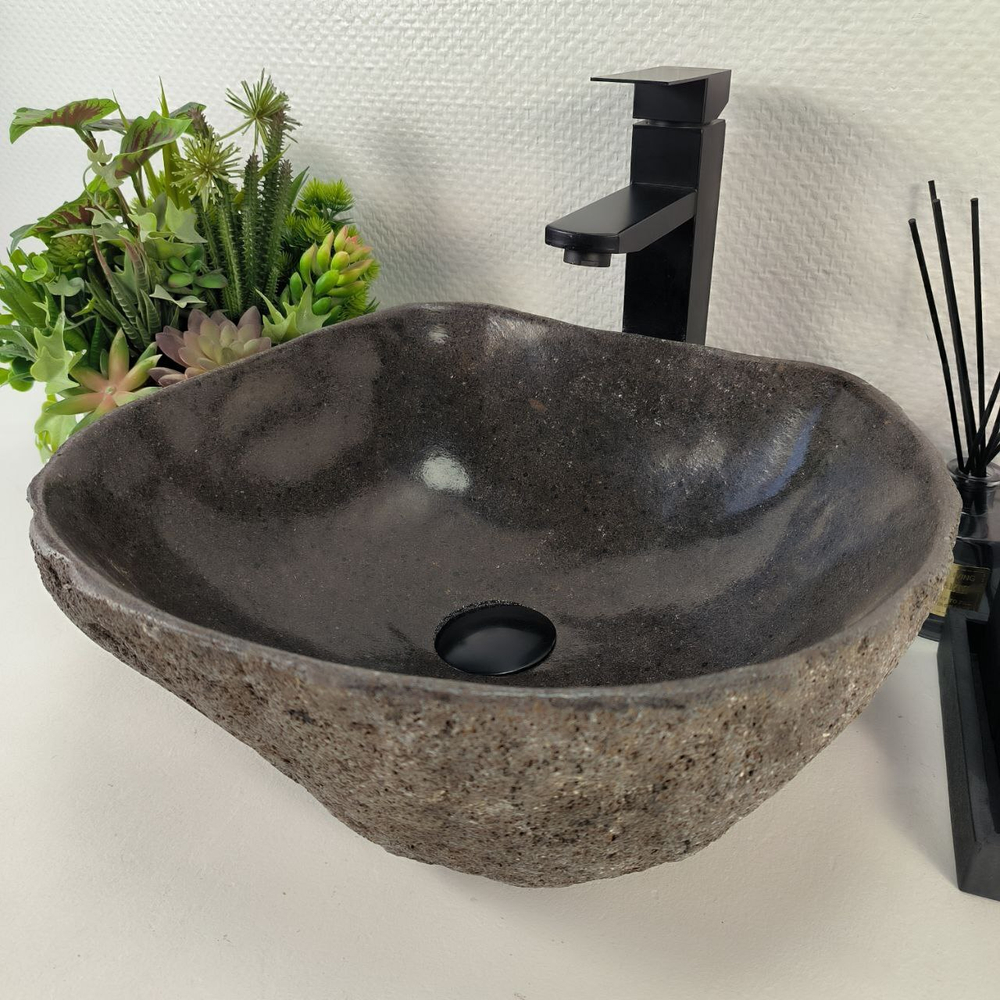 Раковина из речного камня RS-64893 40*37*15 0861