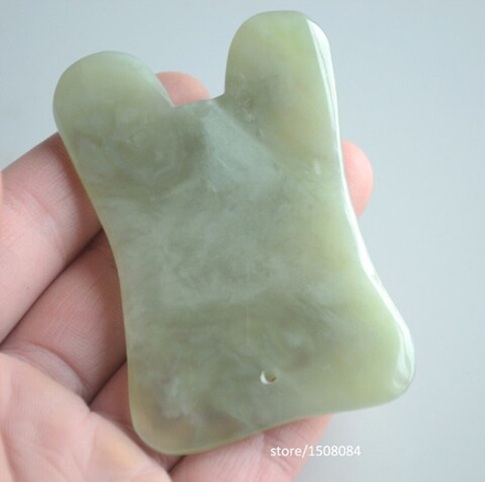 Пластина гуаша из нефрита 70*50 мм