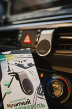 Автодержатель магнитный More Choice C04