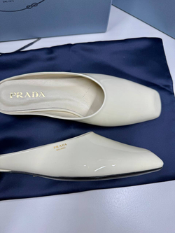 Сабо Prada