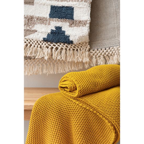 Плед из хлопка жемчужной вязки горчичного цвета из коллекции essential, 130х180 см