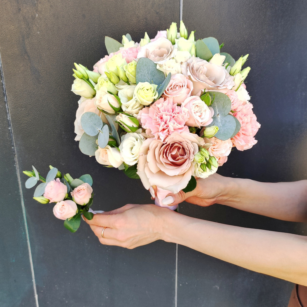 Букет невесты и бутоньерка