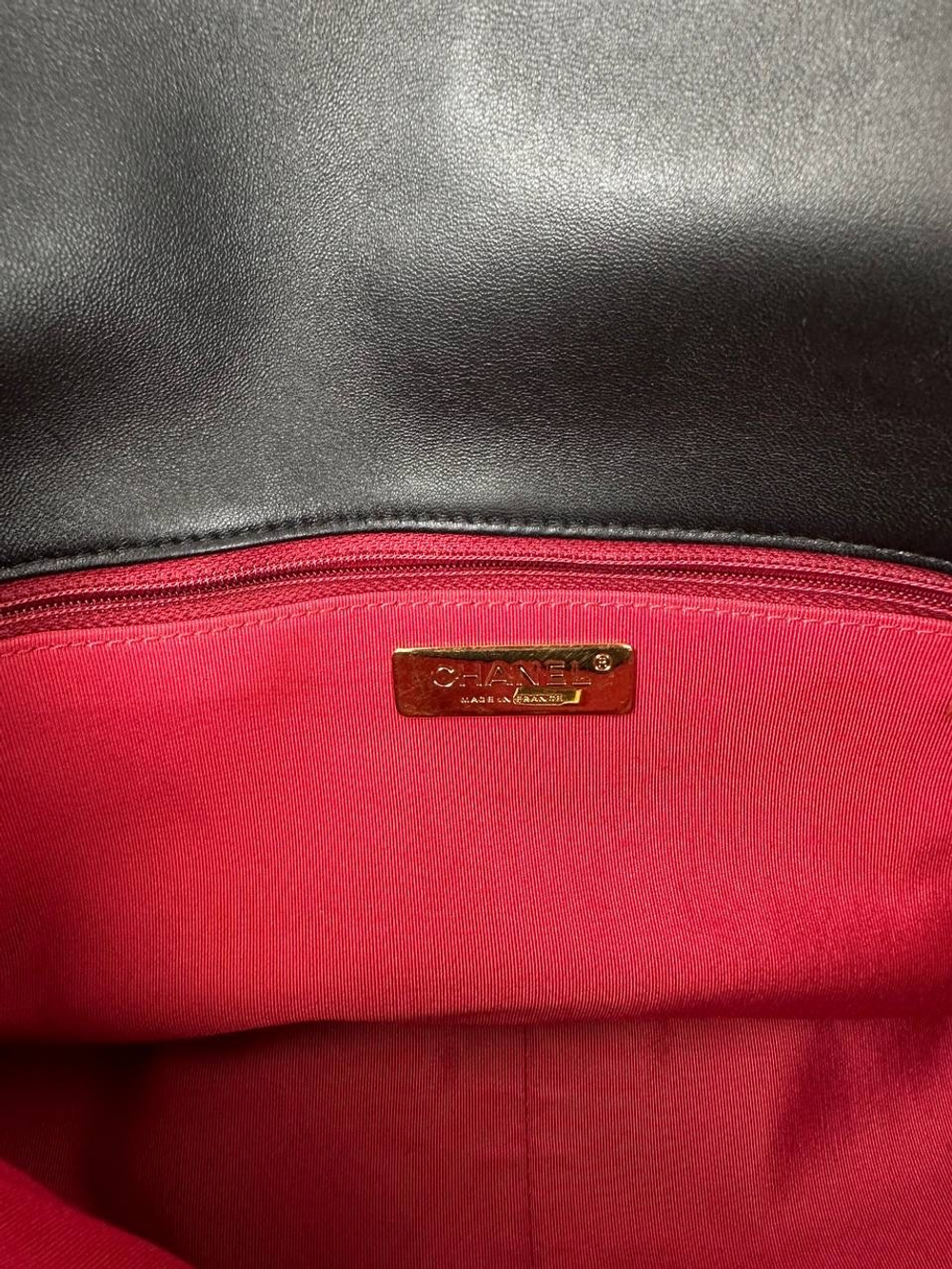 Сумка Chanel 19
