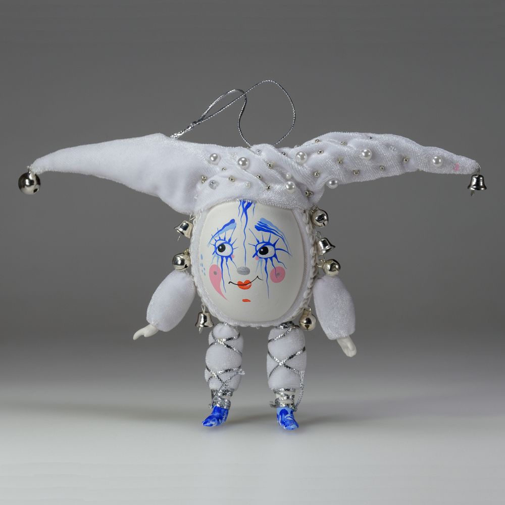 Ёлочная игрушка Клоун-яйцо Зима