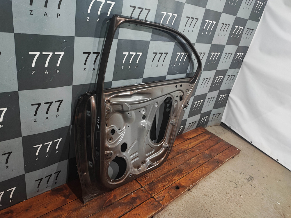 Дверь задняя правая Polo 6 (20-) Rapid 1-2 (12-) Б/У Оригинал 60U833312