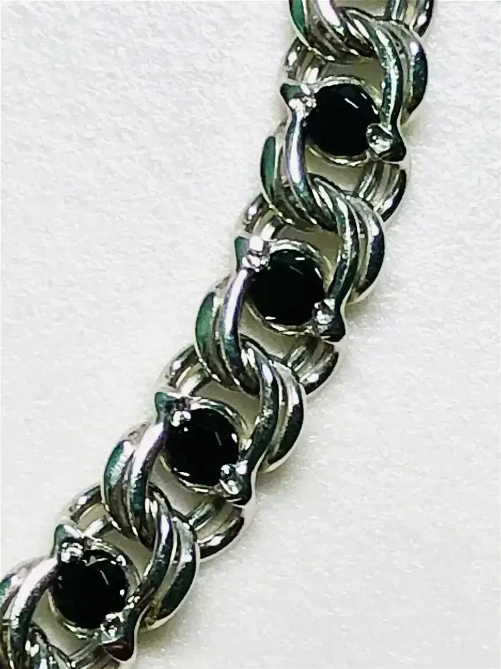 Ювелирный браслет серебряный с фианитами