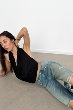 ZARA ДРАПИРОВАННЫЙ ТОП С ГОРЛОВИНОЙ ХАЛТЕР, ЧЕРНЫЙ