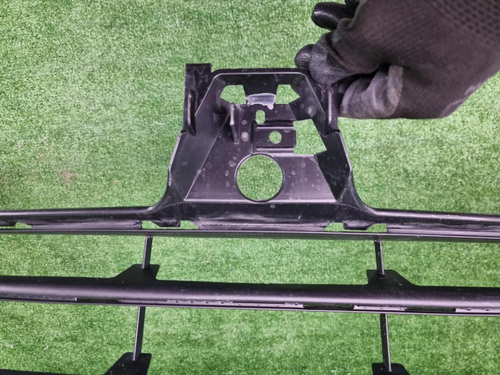 Решетка переднего бампера Porsche Cayenne 3 17-23