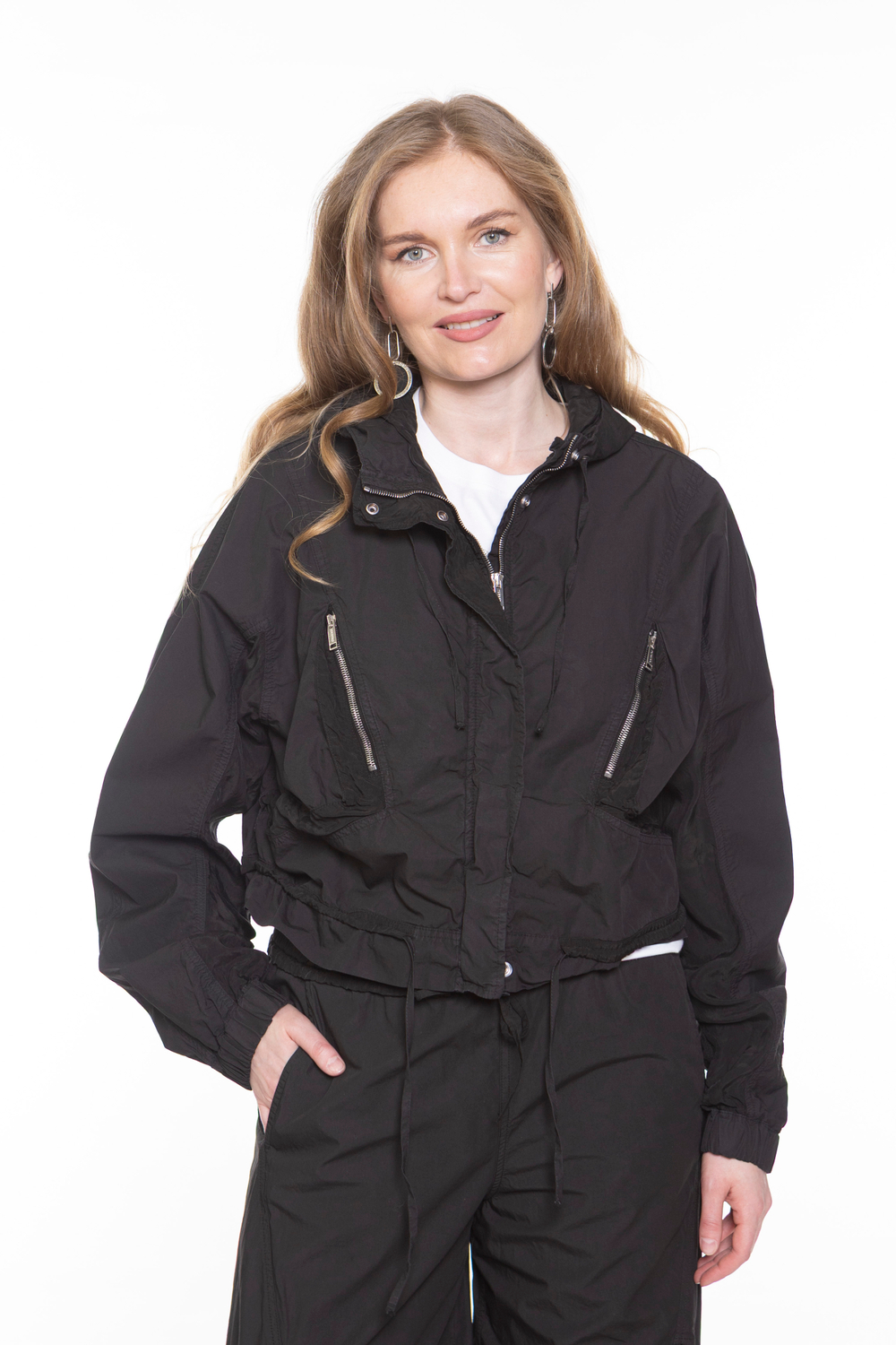 КУРТКА В СТИЛЕ КАРГО