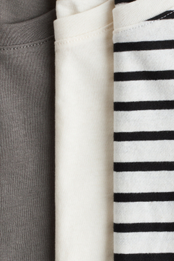 H&M Набор из трех хлопковых футболок, земляной