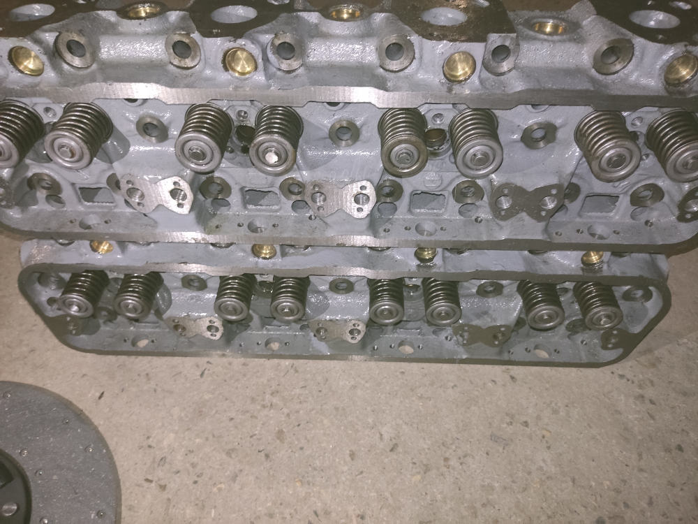 Головка блока цилиндров в сб. с клапанами 238Д-1003009