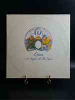 LP Queen ‎– A Night At The Opera. Виниловая пластинка 12 дюймов Santa Records