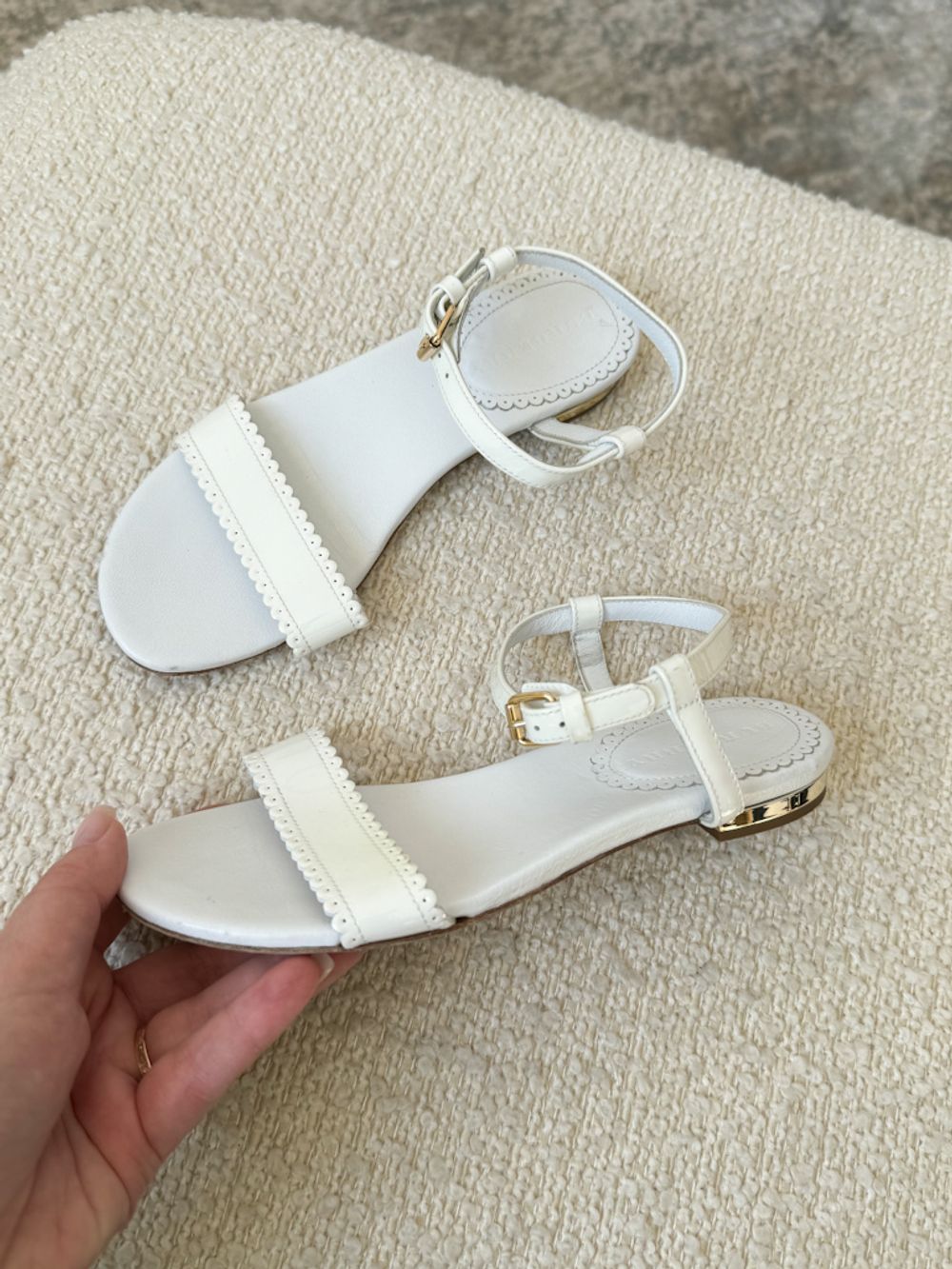 Лаковые босоножки Burberry, 31,5