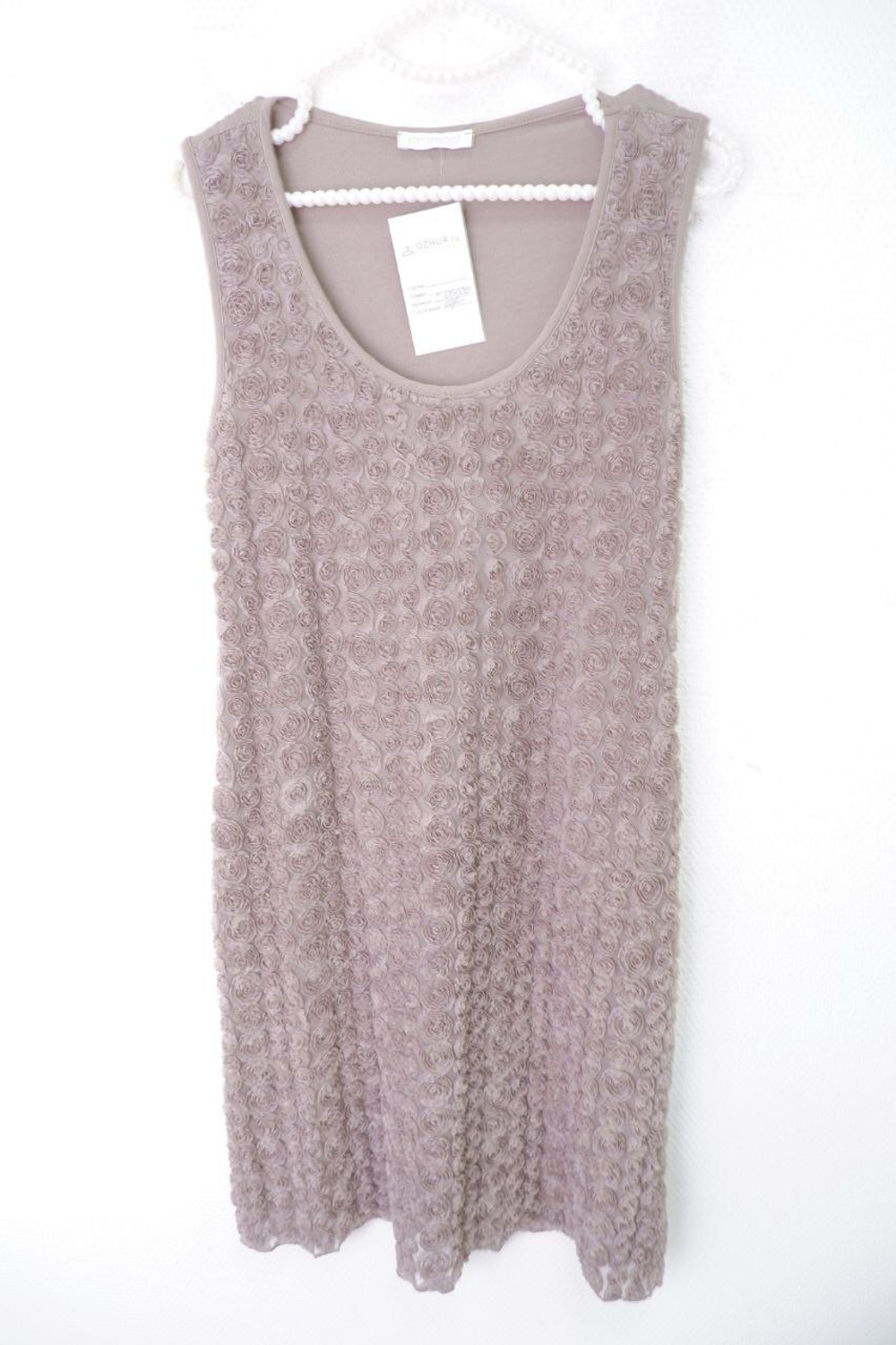 Платье Promod с узором из роз 44 размер