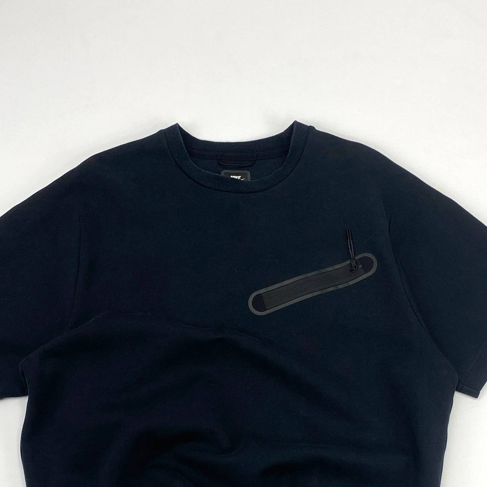Футболка Nike TechFleece